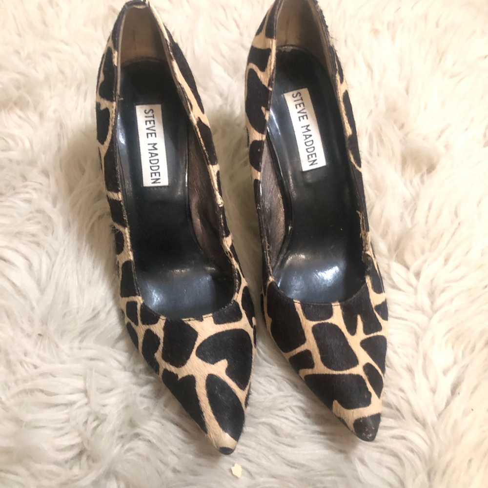 Steve Madden Madrn Giraffe print high heel